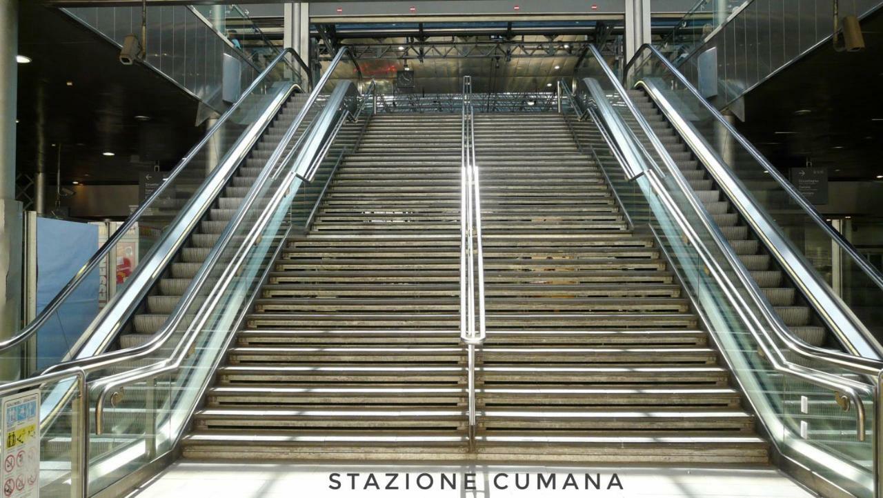 Отель Centro Storico - Fermata Montesanto Неаполь Экстерьер фото